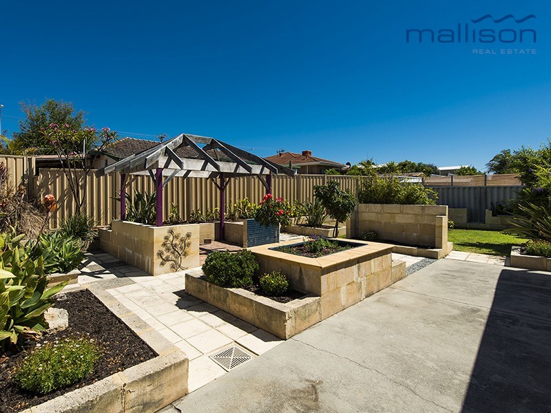 43 Firefalls Close, Huntingdale WA 6110