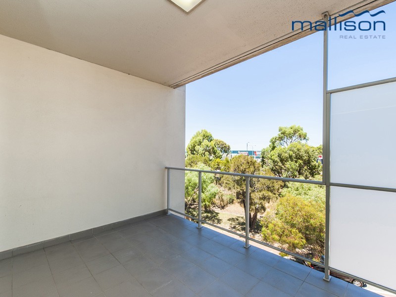 79/6 Walsh Loop, Joondalup WA 6027