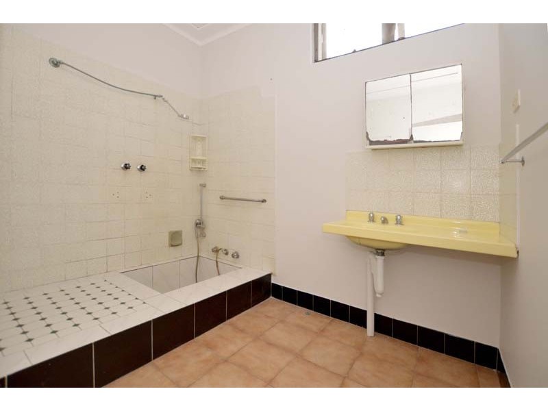 12 Gundill Street, Booragoon WA 6154