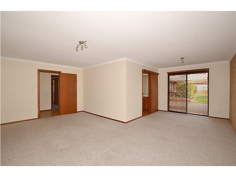4 Swift Place, Willetton WA 6155