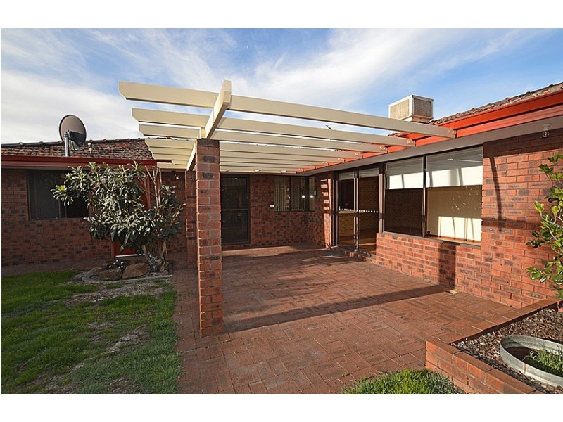 4 Swift Place, Willetton WA 6155