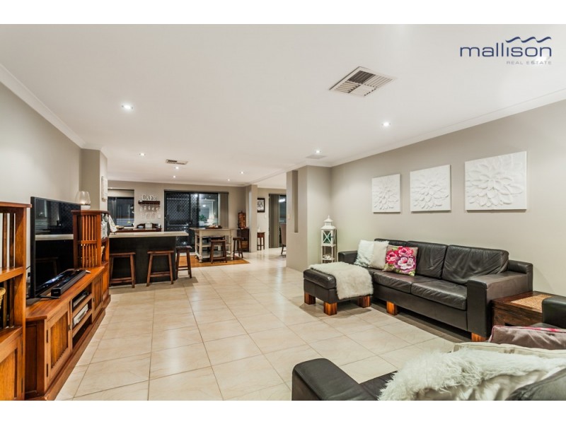 136 Parkway Road, Bibra Lake WA 6163