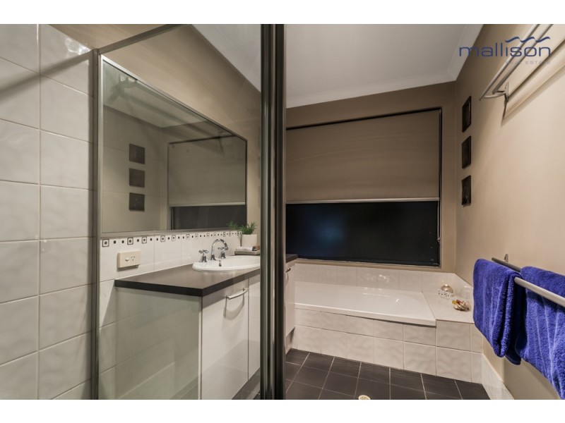 136 Parkway Road, Bibra Lake WA 6163