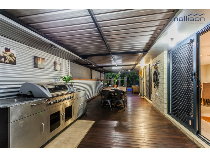 136 Parkway Road, Bibra Lake WA 6163