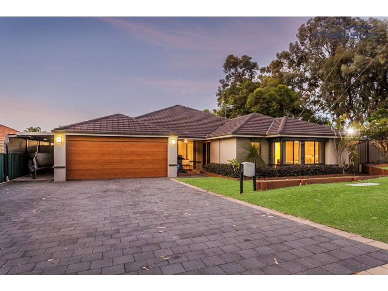 136 Parkway Road, Bibra Lake WA 6163