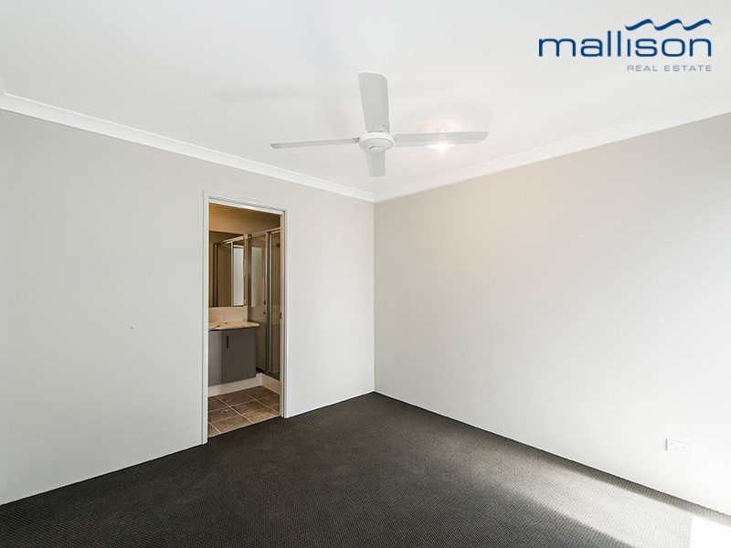 18 Carbeen View, Piara Waters WA 6112