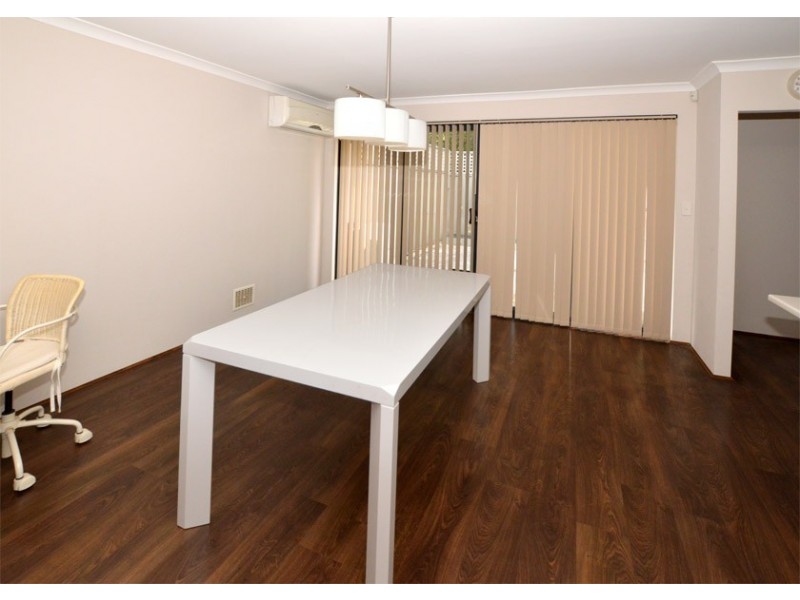 4/99 Renou Street, East Cannington WA 6107