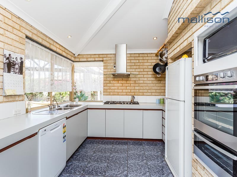 6 Cheyne Close, Thornlie WA 6108