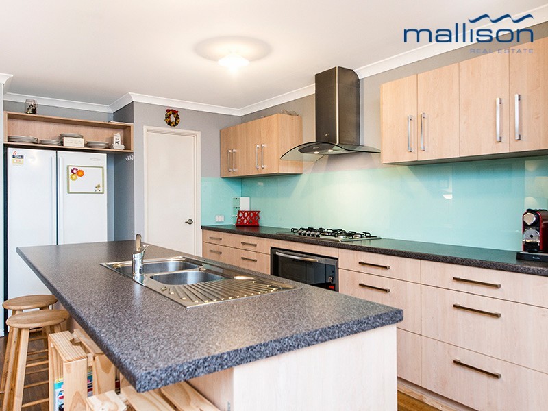 15 Rossiter Avenue, Piara Waters WA 6112
