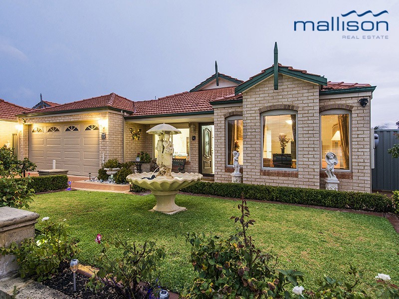 4 Rosette Place, Piara Waters WA 6112
