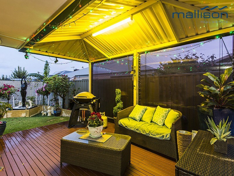 4 Rosette Place, Piara Waters WA 6112