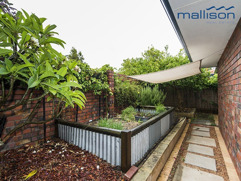 5/4 Petra Street, Palmyra WA 6157