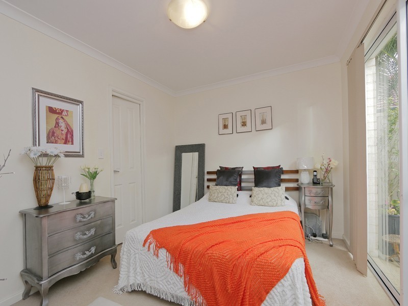1 Hambly Crescent, Canning Vale WA 6155