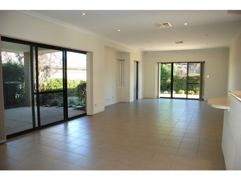 3 Freycinet Circuit, Aubin Grove WA 6164