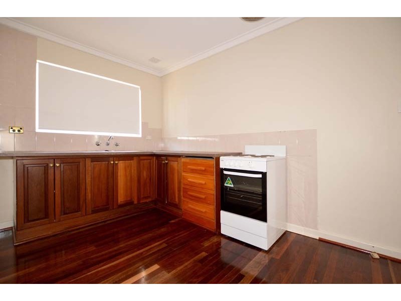 95 Jubilee Street, Beckenham WA 6107