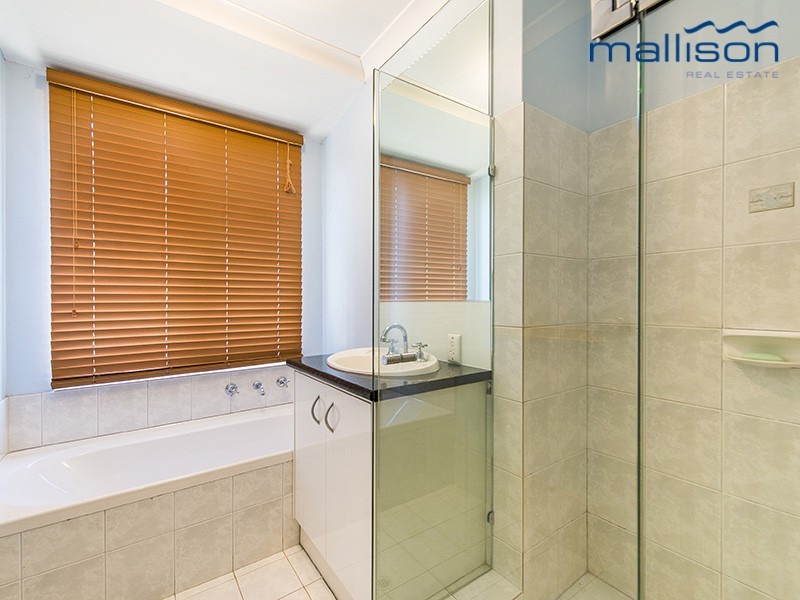 40 Firefalls Close, Huntingdale WA 6110