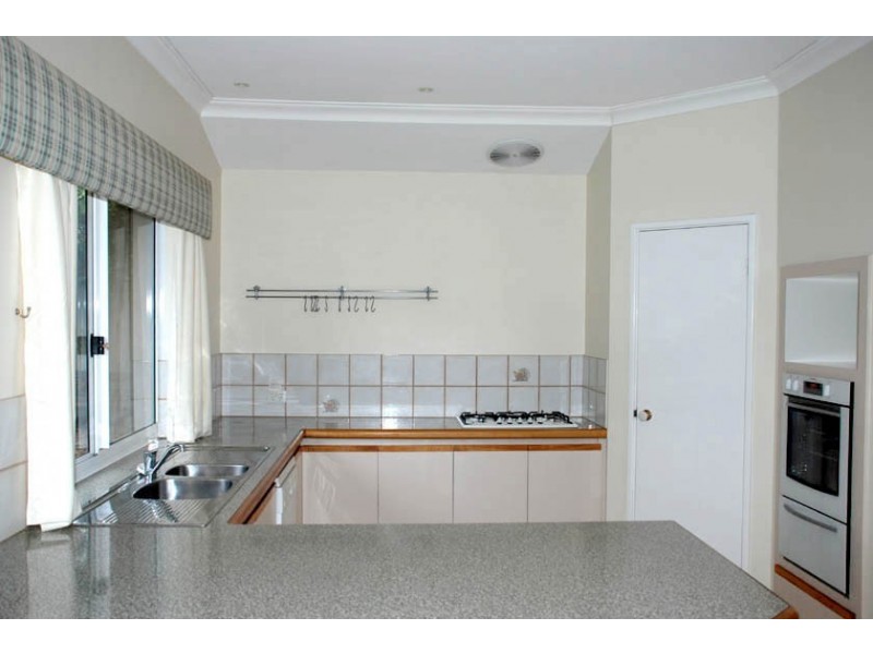 11 Long Beach Promenade, Mindarie WA 6030