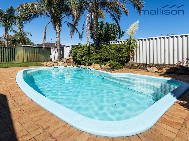 3 Jenniphur Court, Atwell WA 6164