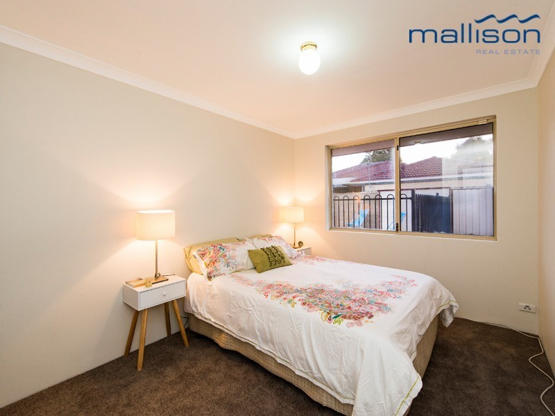 1 Mount Park Way, Canning Vale WA 6155