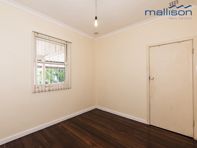 16 Coulson Street, Wilson WA 6107