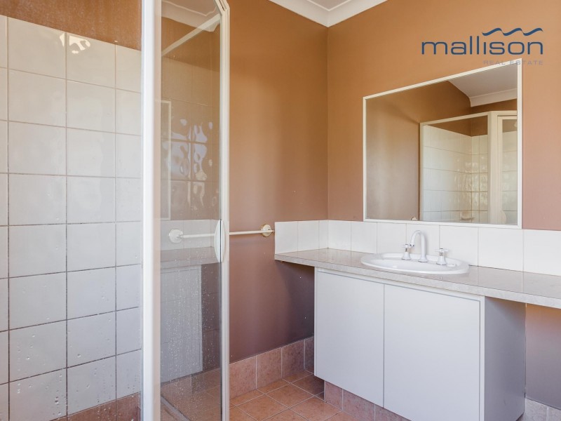 4 Beroona Way, South Lake WA 6164