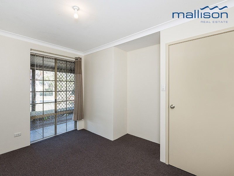 24 Broadwater Gardens, South Lake WA 6164