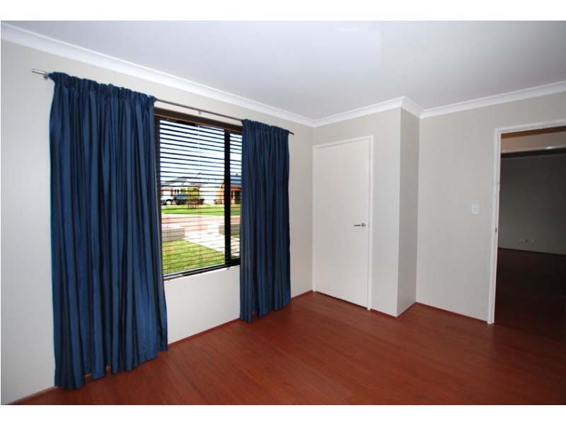 6 Elmore Way, High Wycombe WA 6057