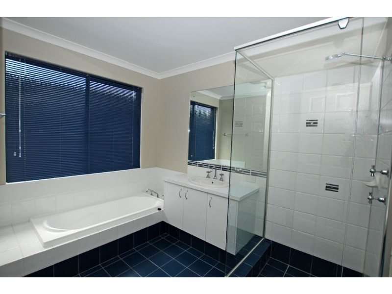 6 Elmore Way, High Wycombe WA 6057