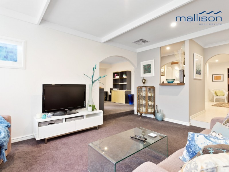 1 Crown Court, Thornlie WA 6108