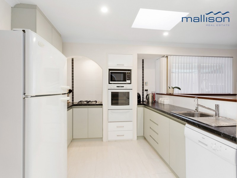 1 Crown Court, Thornlie WA 6108