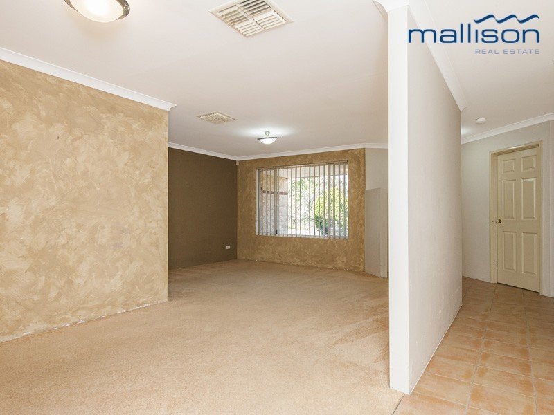 13 The Bridgeway, Canning Vale WA 6155