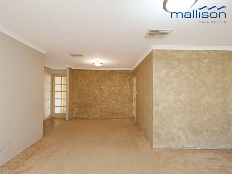 13 The Bridgeway, Canning Vale WA 6155