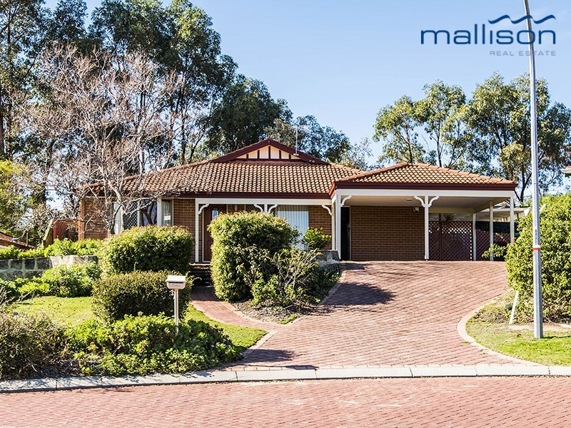 18 Aachen Crescent, Gwelup WA 6018