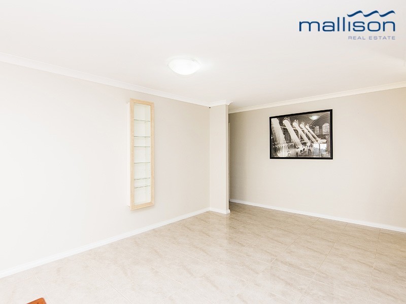 18 Aachen Crescent, Gwelup WA 6018