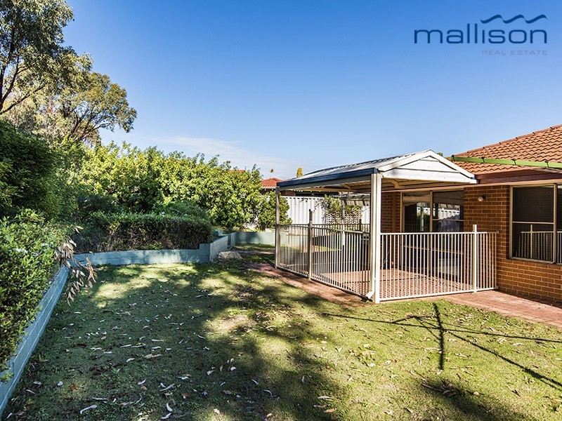 18 Aachen Crescent, Gwelup WA 6018