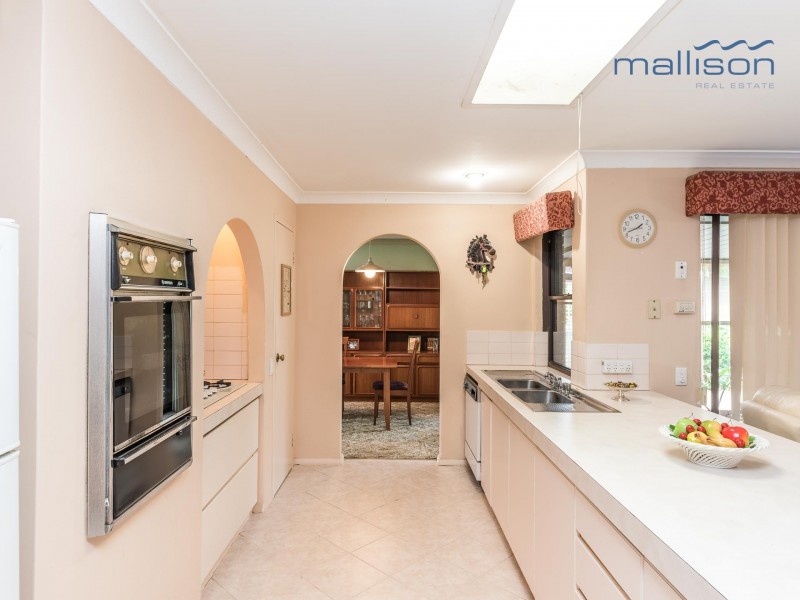 34 Matthew Way, Thornlie WA 6108