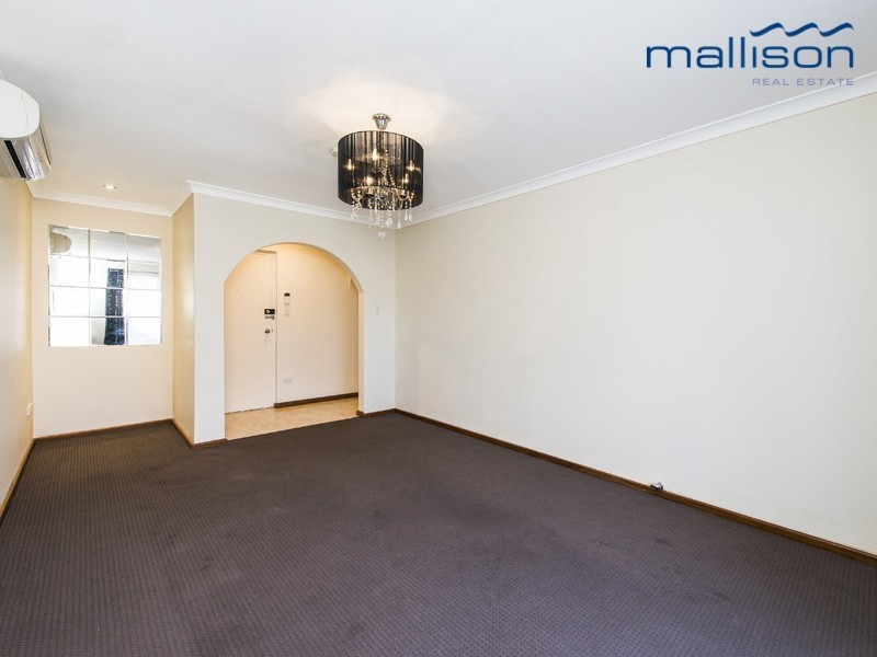 35B Hilory Street, Coolbellup WA 6163