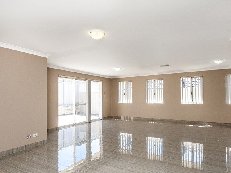 16 Tattershall Road, Darch WA 6065