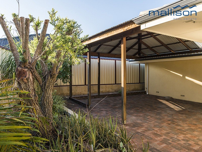 23 Sandon Road, Thornlie WA 6108