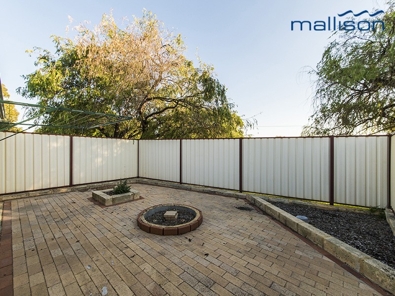 23 Sandon Road, Thornlie WA 6108