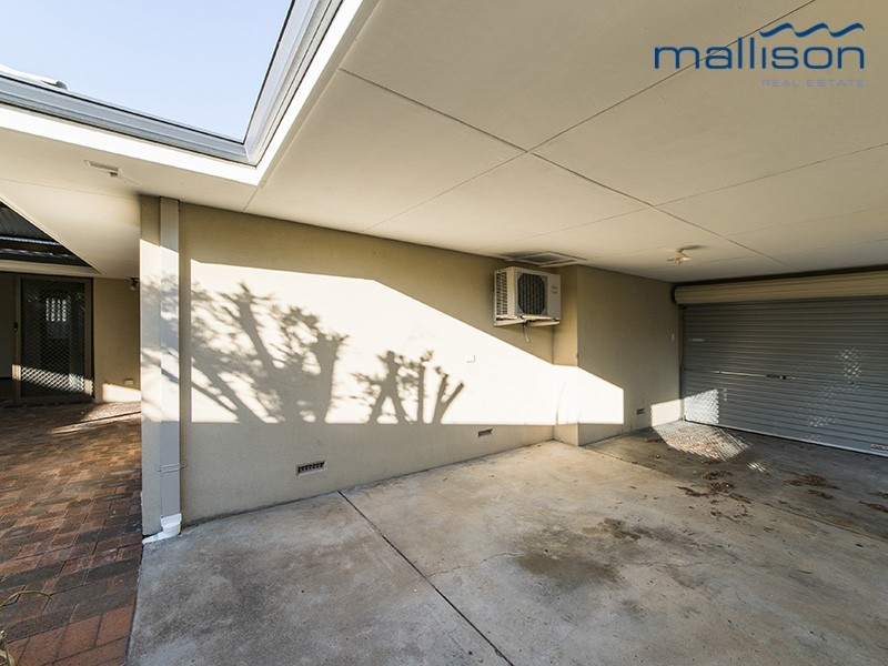 23 Sandon Road, Thornlie WA 6108