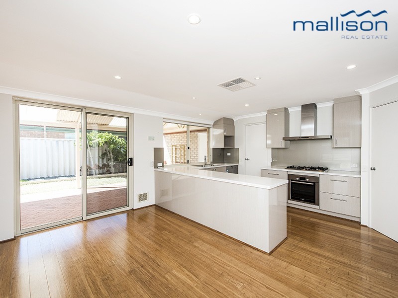 10 Inveraray Close, Canning Vale WA 6155