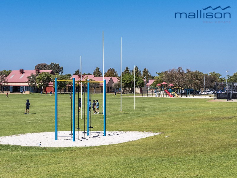 10 Inveraray Close, Canning Vale WA 6155