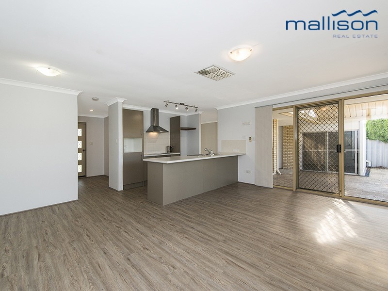 7 Challenger Drive, Thornlie WA 6108