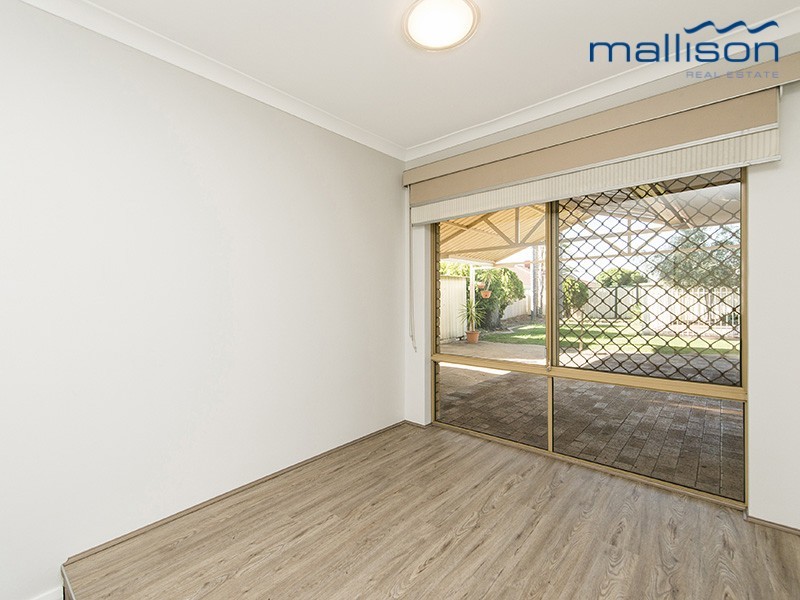 7 Challenger Drive, Thornlie WA 6108