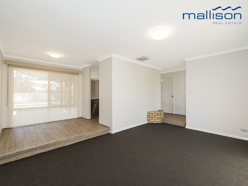 7 Challenger Drive, Thornlie WA 6108