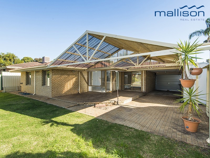 7 Challenger Drive, Thornlie WA 6108