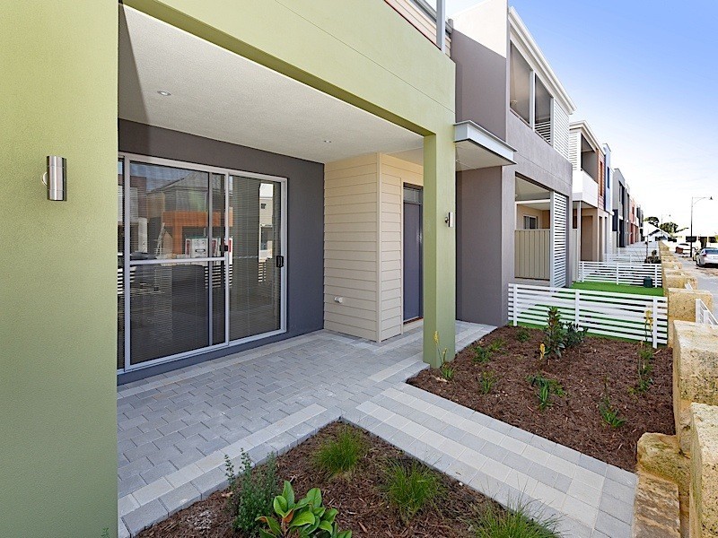22 Affable Way, Atwell WA 6164