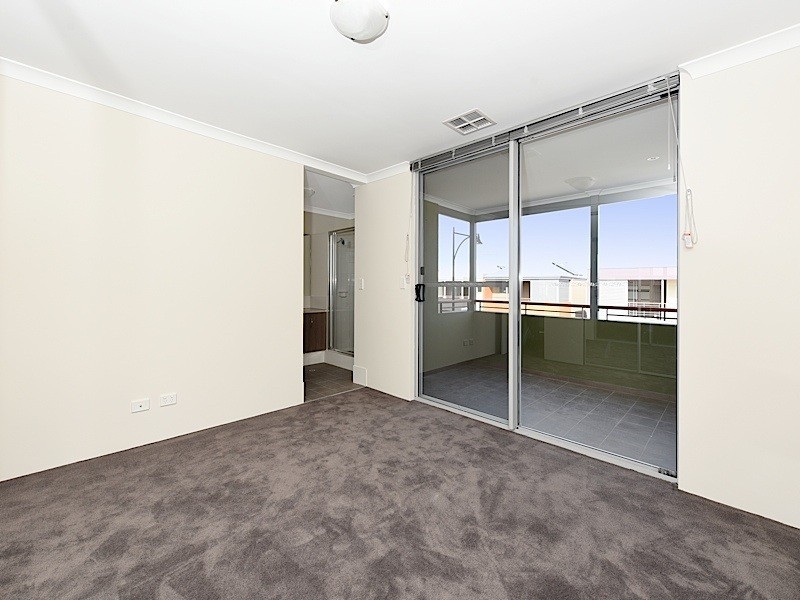 22 Affable Way, Atwell WA 6164