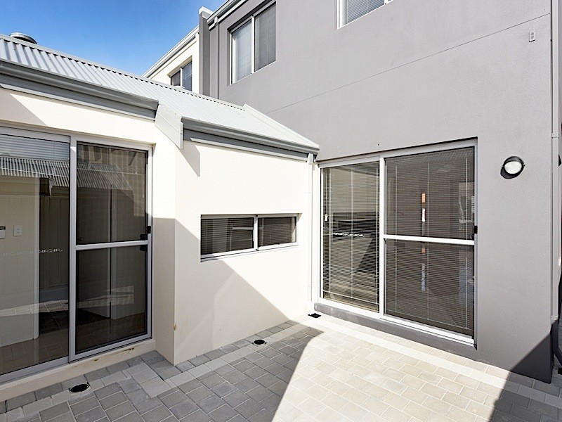 22 Affable Way, Atwell WA 6164